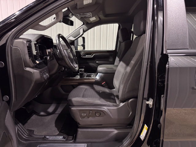 Used 2025 Chevrolet Silverado 1500 RST w/ Z71 Off-Road Package AWD/4WD image 9