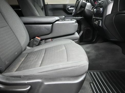 Used 2024 Chevrolet Silverado 1500 Custom AWD/4WD image 25