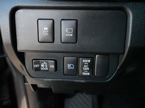 Used 2023 Toyota Tacoma Limited image 27