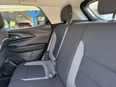 Used 2025 Chevrolet TrailBlazer LT image 29