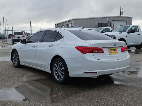 Used 2019 Acura TLX image 5