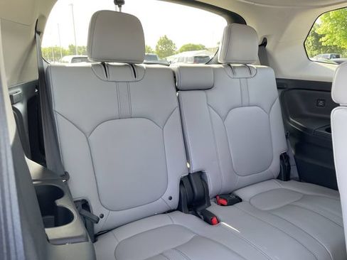 Used 2023 Honda Pilot EX-L image 27