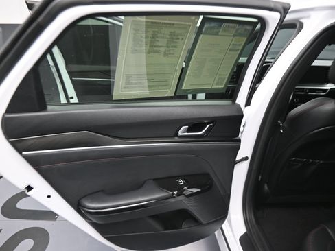 Used 2024 Kia K5 GT FWD image 18