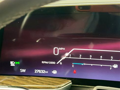 Used 2025 Cadillac Escalade Sport Platinum image 13