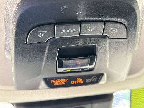 Used 2023 Toyota Corolla LE image 23