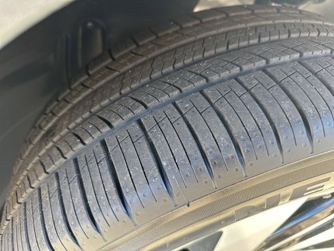 New 2026 Volkswagen Atlas SEL image 28