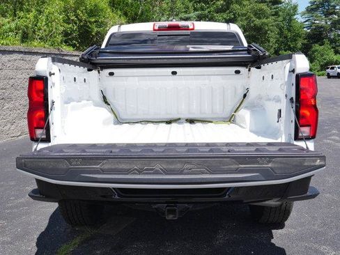 Used 2023 Chevrolet Colorado Z71 w/ Z71 Convenience Package 2 AWD/4WD image 7