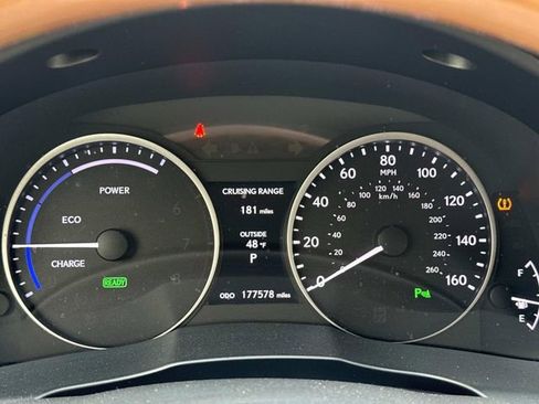 Used 2013 Lexus ES 300h w/ Luxury Pkg image 28