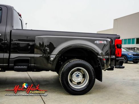 Used 2024 Ford F350 Limited image 8