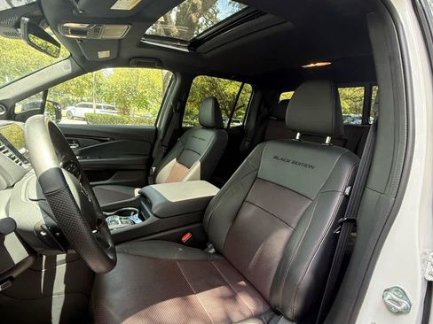 Used 2024 Honda Ridgeline Black Edition image 9