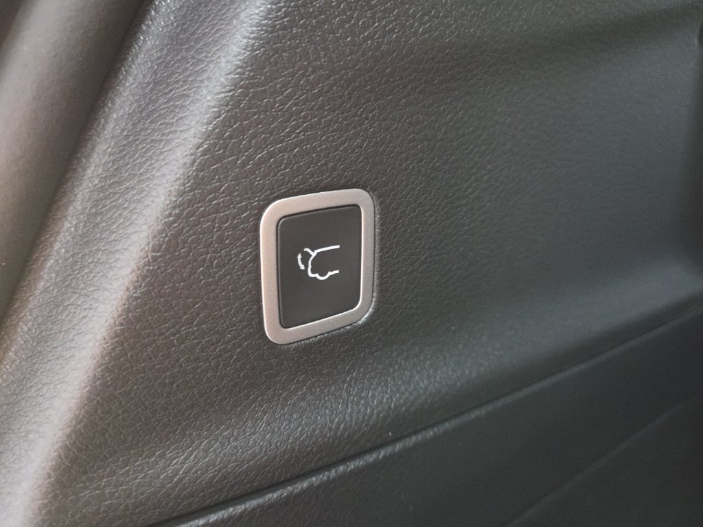 New 2026 Chrysler Pacifica Select w/ S Appearance Package FWD image 35