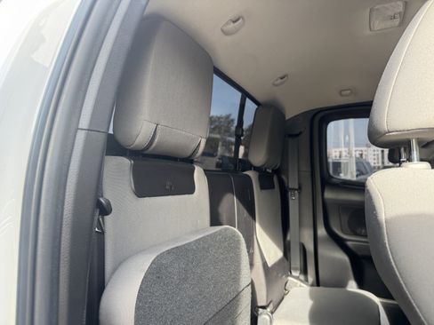 Certified 2023 Toyota Tacoma SR AWD/4WD image 29