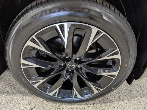 Certified 2025 MAZDA CX-90 Plug-In Hybrid w/ Premium Plus image 12