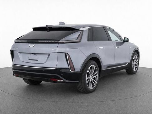 Certified 2024 Cadillac Lyriq Tech w/ Driver Assist Package AWD/4WD image 3