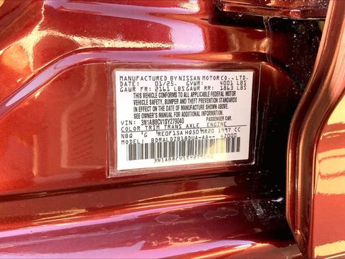 Used 2025 Nissan Sentra SV image 38