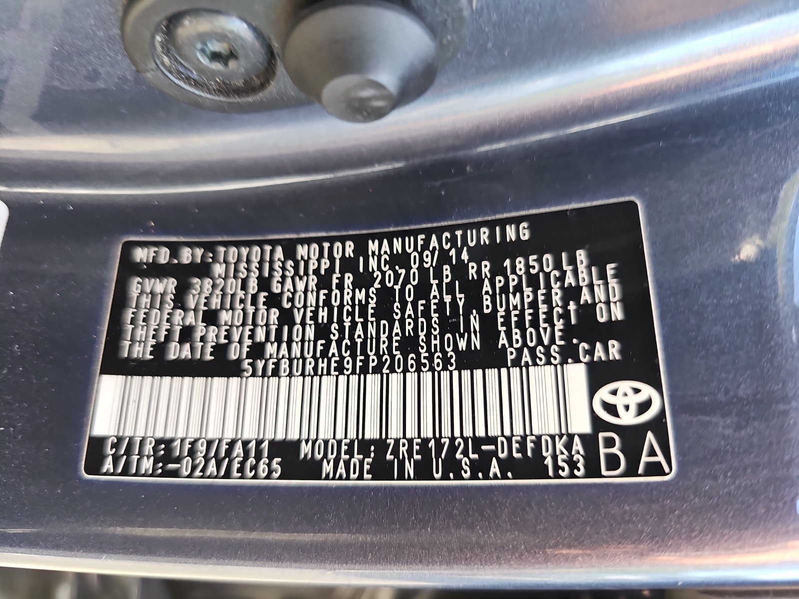 Used 2015 Toyota Corolla L FWD image 38