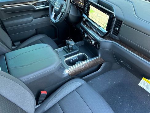 New 2026 GMC Sierra 1500 Elevation w/ Preferred Package AWD/4WD image 13
