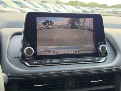 Used 2026 Nissan Rogue SV FWD image 18