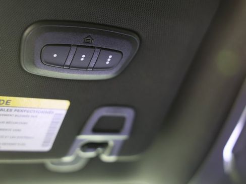 Used 2025 Jeep Grand Cherokee L Limited w/ Black Appearance Package image 25