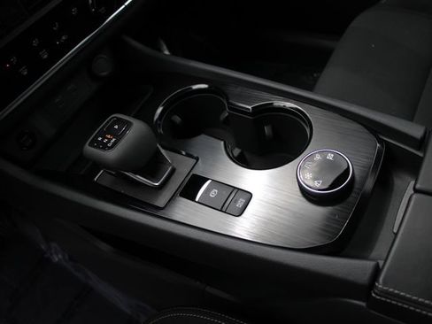 Certified 2025 Nissan Rogue S AWD/4WD image 23
