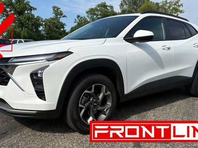 Used 2025 Chevrolet Trax LT