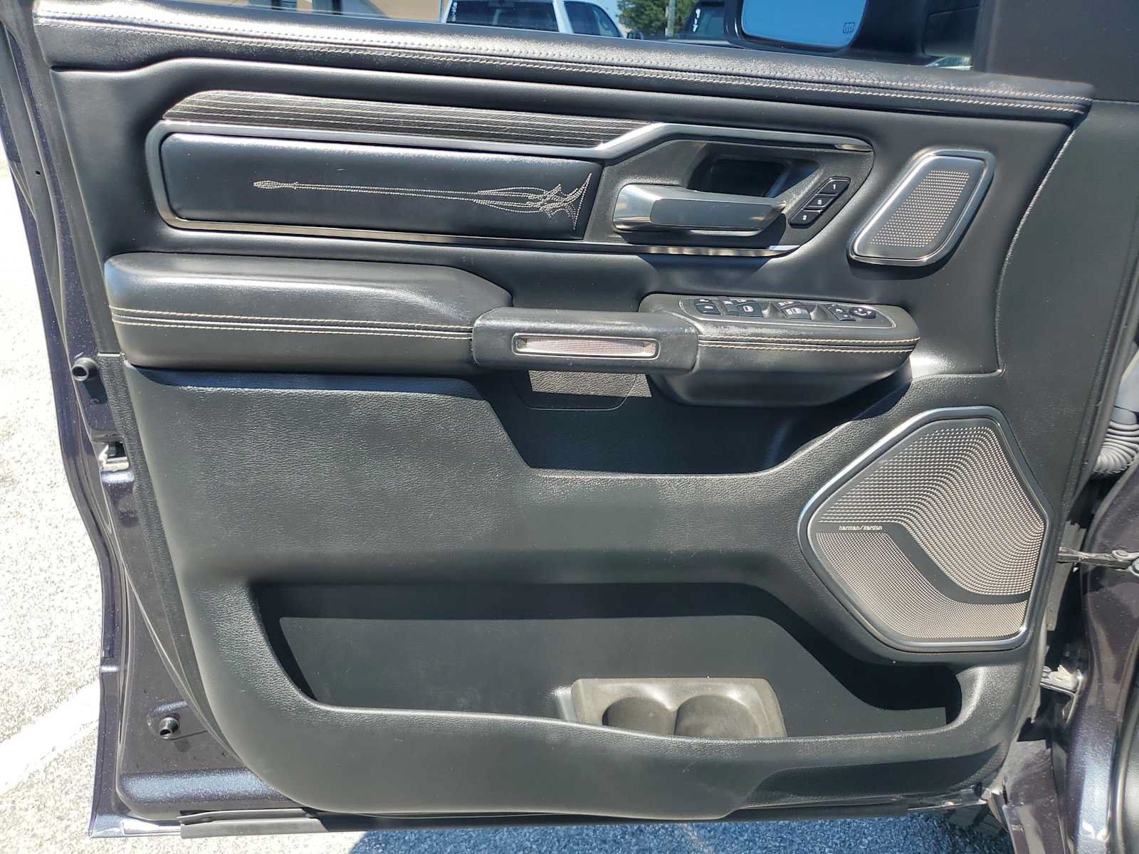 Used 2019 RAM 1500 Limited AWD/4WD image 22