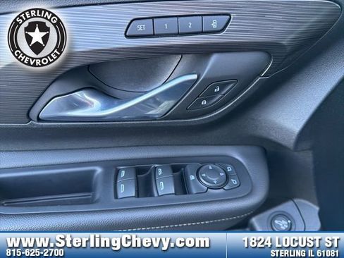 Used 2023 GMC Terrain SLT image 20