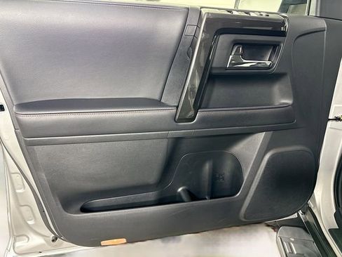 Certified 2024 Toyota 4Runner TRD Off-Road Premium AWD/4WD image 12