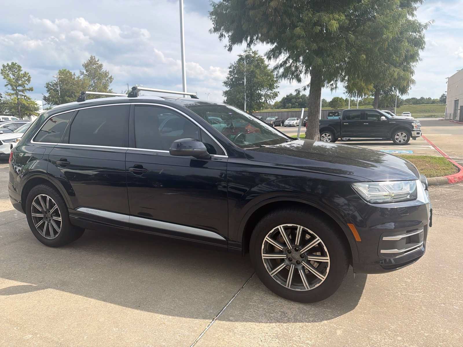 Used 2017 Audi Q7 3.0T Premium Plus AWD/4WD image 5