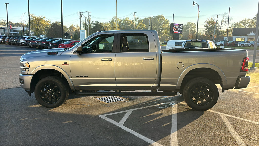 Used 2020 RAM 2500 Laramie w/ Night Edition AWD/4WD image 3