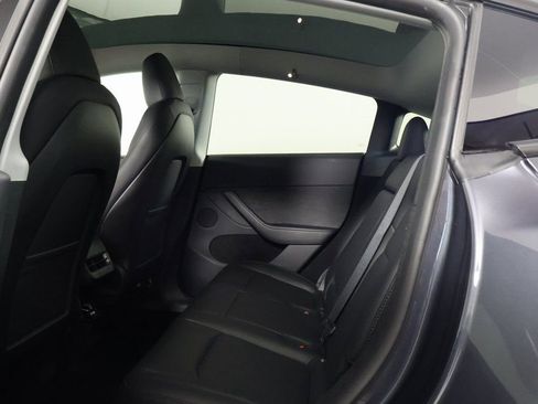 Used 2024 Tesla Model Y Long Range image 11