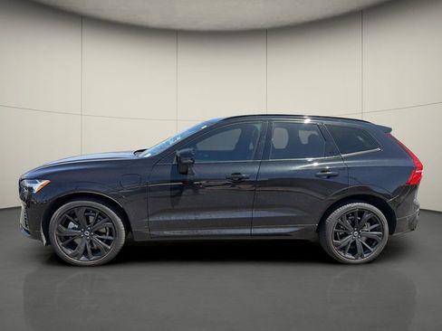 Used 2024 Volvo XC60 T8 Ultimate w/ Protection Package AWD/4WD image 4