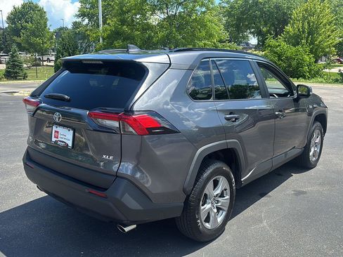 Used 2024 Toyota RAV4 XLE FWD image 10