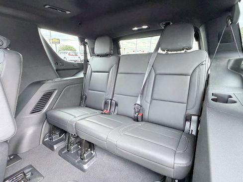 Used 2022 Chevrolet Tahoe Z71 w/ Off-Road Capability Package image 29