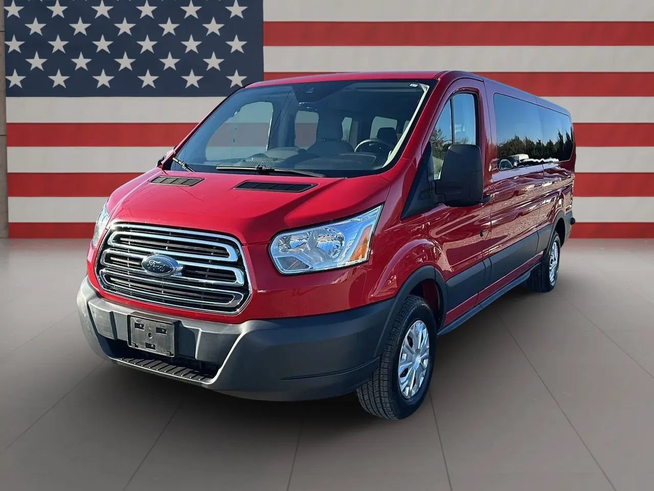 Used 2015 Ford Transit 350 XLT RWD image 1