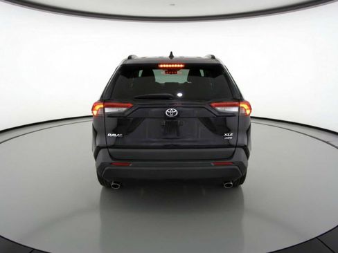 Used 2024 Toyota RAV4 XLE image 6