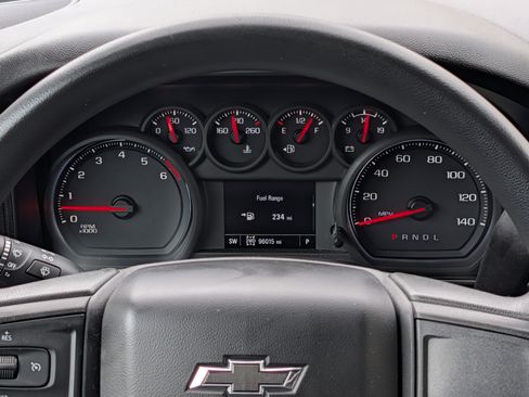 Used 2021 Chevrolet Silverado 1500 Custom Trail Boss AWD/4WD image 20