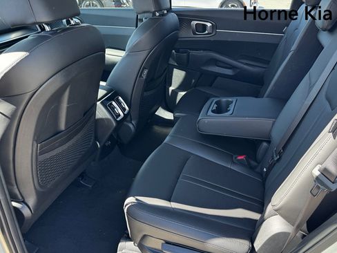 New 2026 Kia Sorento EX AWD/4WD image 12