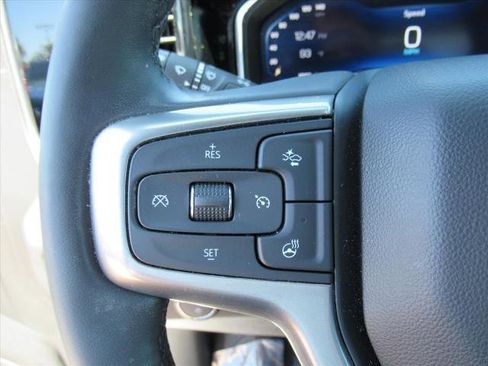 Used 2024 Chevrolet Silverado 1500 LT AWD/4WD image 21