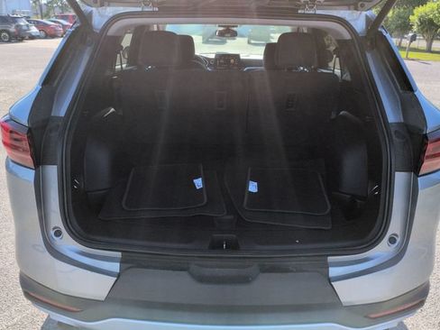Used 2023 Chevrolet Blazer LT w/ Convenience Package FWD image 29