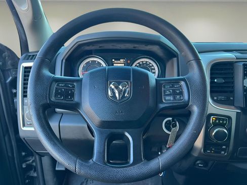 Used 2019 RAM 1500 Classic Warlock image 18