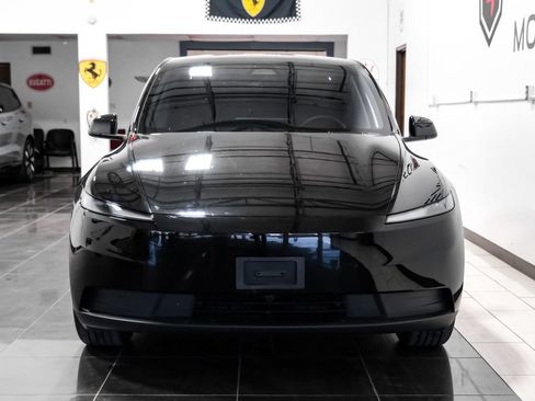 Used 2026 Tesla Model Y 2WD image 6