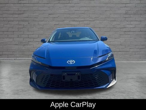 Used 2025 Toyota Camry SE w/ Convenience Package FWD image 9