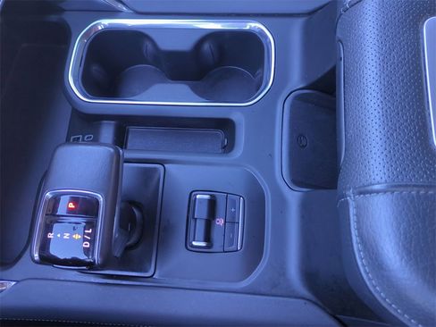 Certified 2022 GMC Sierra 1500 Denali image 36