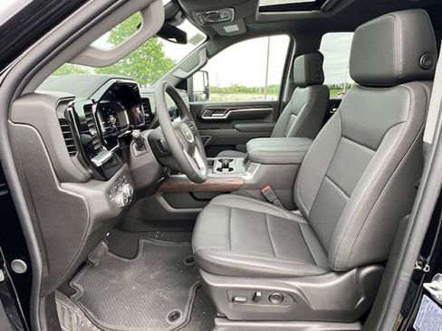 New 2025 GMC Sierra 2500 SLT w/ SLT Premium Package image 14