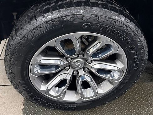 Used 2020 RAM 1500 Laramie w/ Sport Appearance Package image 8