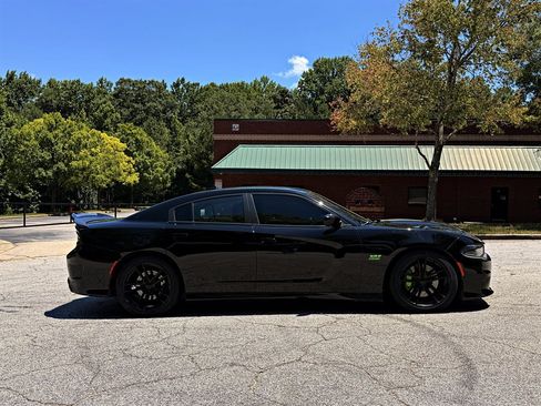 Used 2020 Dodge Charger Scat Pack w/ Carbon/Suede Interior Package RWD image 4