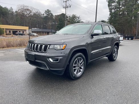 Used 2020 Jeep Grand Cherokee Limited image 2