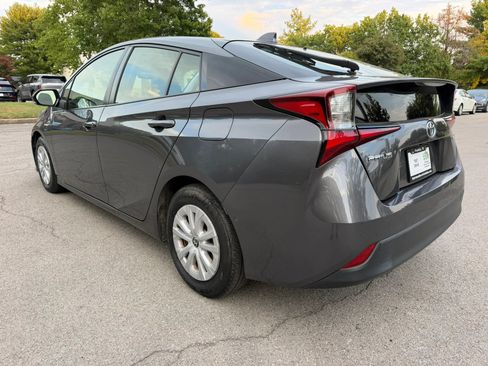 Used 2022 Toyota Prius LE FWD image 7