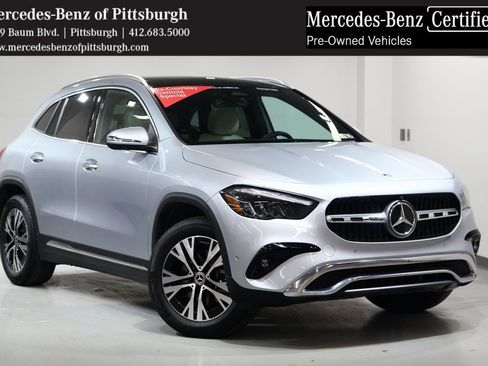 Used 2025 Mercedes-Benz GLA 250 4MATIC image 1